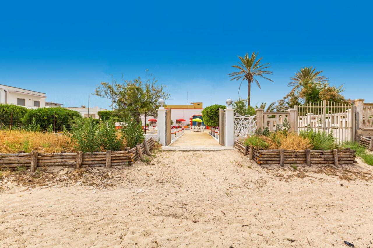 A Casa Di Mario By Barbarhouse Apartment Torre Lapillo Exterior photo