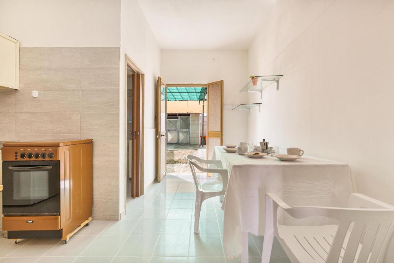A Casa Di Mario By Barbarhouse Apartment Torre Lapillo Exterior photo